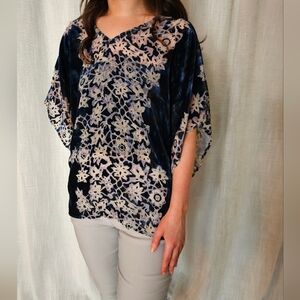 Karen Kane Crushed Velvet Poncho Handkerchief Shirt Blouse